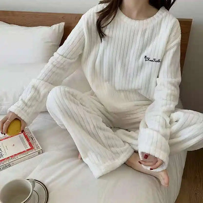 Women's Autumn Velvet Ribbed Fleece Pajama Set – Warm 2-Piece Pullover & Pants