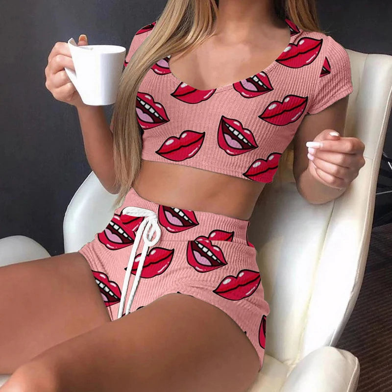 Women's Summer Lips Print Pajama Set – Short Sleeve Top & Shorts Sleepwear