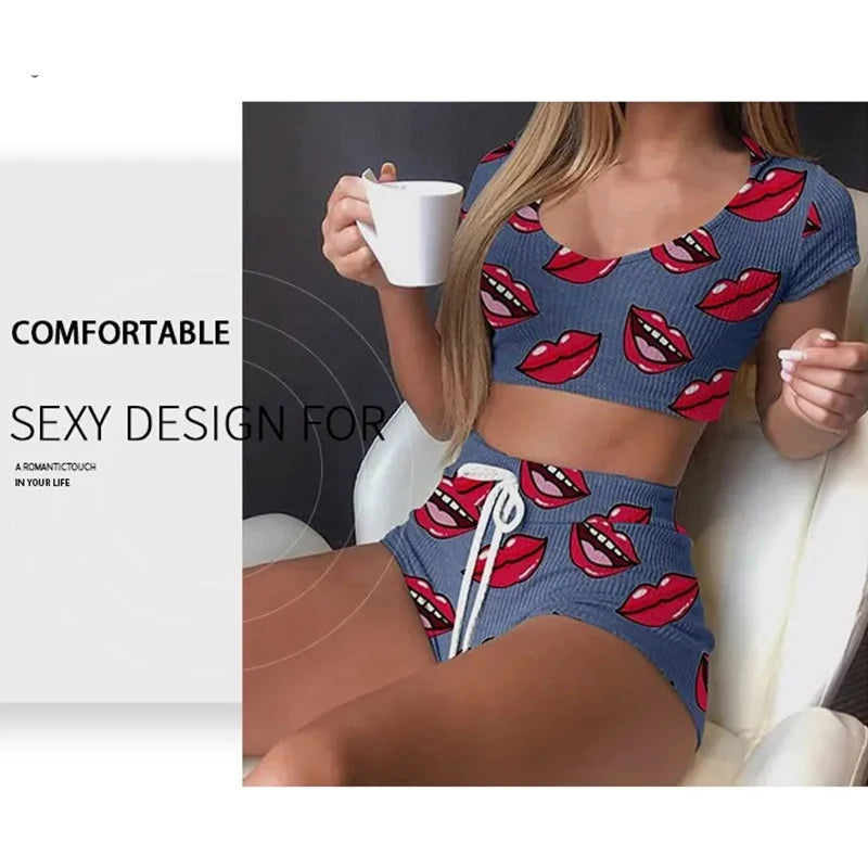 Women's Summer Lips Print Pajama Set – Short Sleeve Top & Shorts Sleepwear